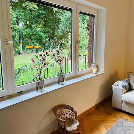 Anstois *